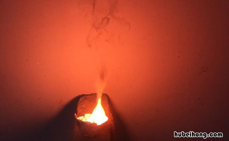 钡的焰色反应是什么 钡的焰色反应什么颜色